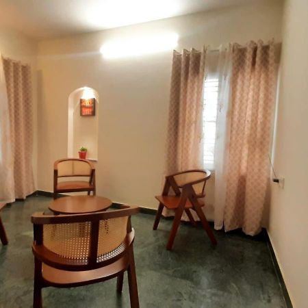Urban Retreat Βίλα Μπανγκαλόρ Εξωτερικό φωτογραφία