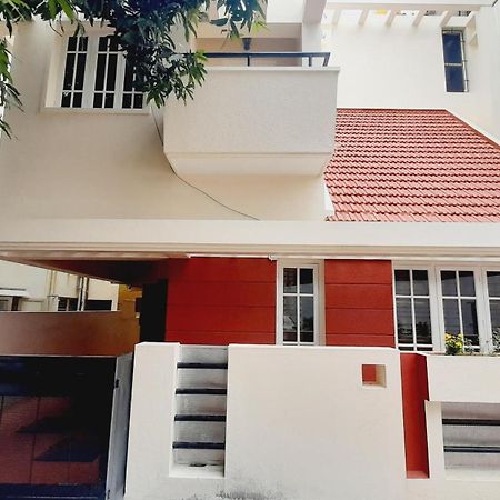 Urban Retreat Βίλα Μπανγκαλόρ Εξωτερικό φωτογραφία