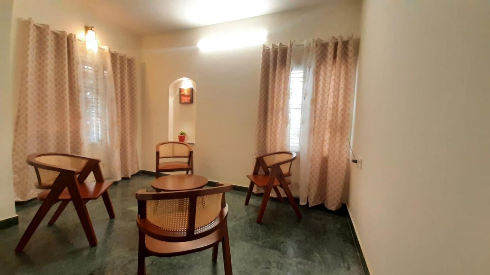 Urban Retreat Βίλα Μπανγκαλόρ Εξωτερικό φωτογραφία